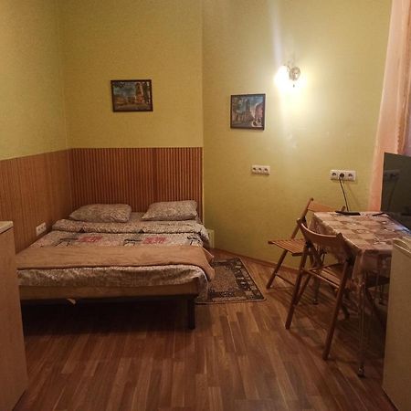 リヴィウСмарт-Економ,10 Хв До Ж/Д Вокзалуアパートメント エクステリア 写真